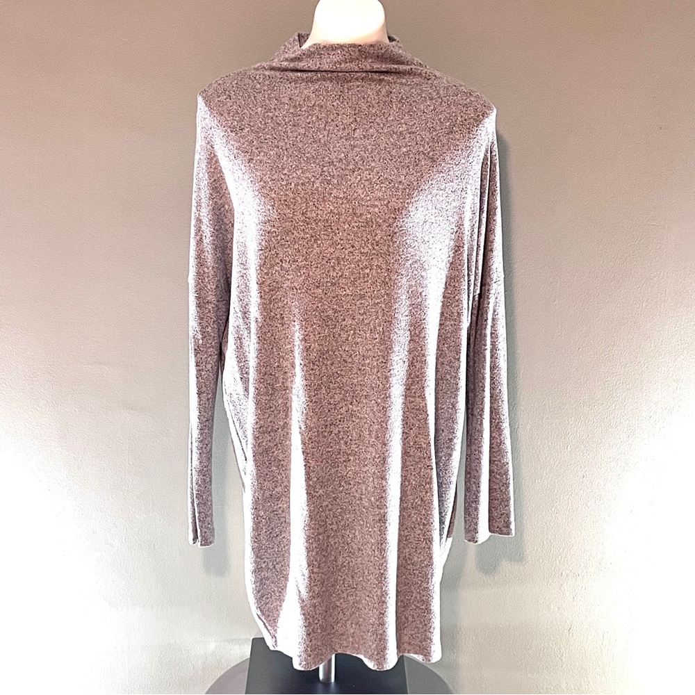 Women’s grey funnel neck lightweight sweater dress, size medium